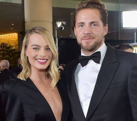 Cameron Robbie sister Margot Robbie with her husband Tom Ackerley.